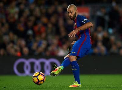 Проблемы с составом: Барселона намерена вернуть легенду клуба