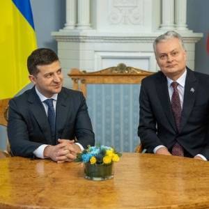 Украина и Литва планируют в декабре видеовстречу президентов