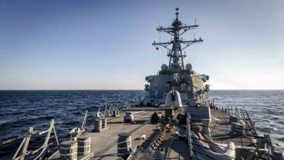Опубликовано видео сближения корабля «Адмирал Виноградов» и эсминца США