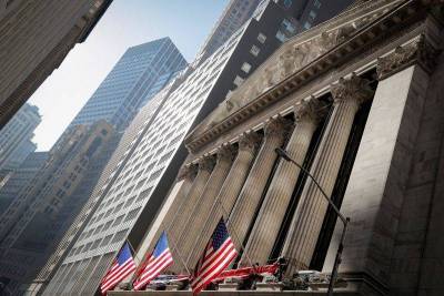 Dow достиг рекордного пика на фоне надежд на восстановление экономики