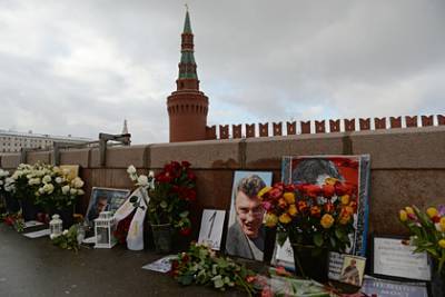 Модель Дурицкая рассказала о первых минутах после убийства Немцова