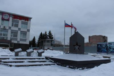 Остатки монумента участникам войны снесут в Дзержинске из-за ветхости