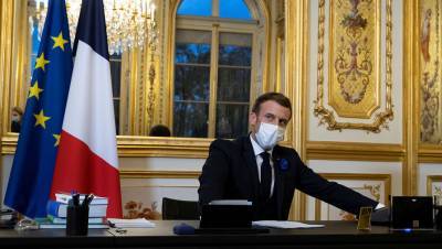 Макрон заявил, что Франция преодолела пик второй волны коронавируса