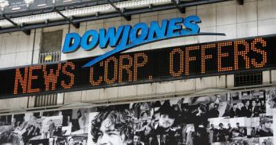 Индекс "Dow Jones" впервые в истории своего существования превысил 30 000 пунктов