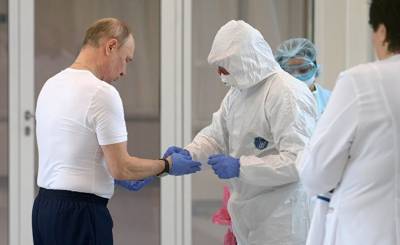 Bloomberg: Путину нельзя сделать «безопасную» прививку от коронавируса