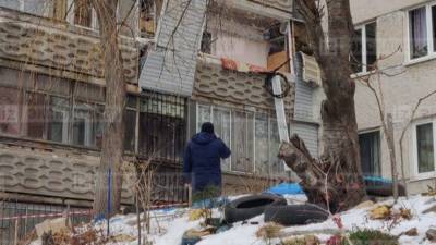 Выбиты окна: Взрыв газа произошел в жилом доме во Владивостоке — фото