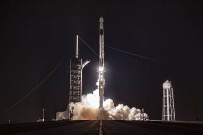В США запустили ракету Falcon 9 с микроспутниками Starlink