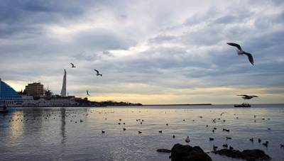 Севастополь попал в топ городов с дешевым жильем у моря на Новый год