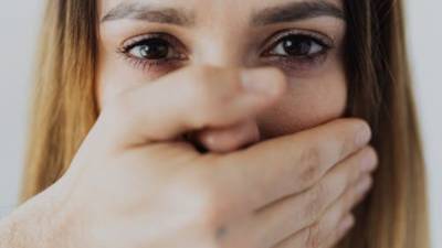 Как защитить себя от насилия: советы для женщин