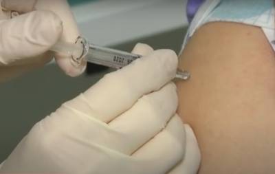 Массовая вакцинация украинцев: заявление СНБО, названа дата