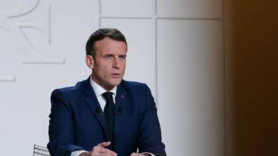 Президент Франции: пик второй волны пандемии позади