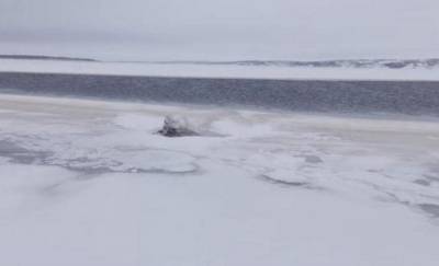 На Ямале родственники сами нашли снегоход пропавшего мужчины