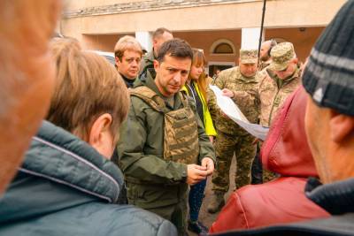 Зеленский упустил шанс вернуть мир в Донбасс