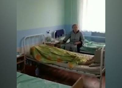 Чиновника и главврача ростовской больницы наказали за труп в палате с живыми, который они назвали «фейком»