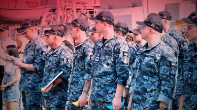 Жизнь продолжается: как сложились судьбы моряков, которых 2 года назад взяла в плен Россия