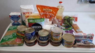 Ямальские школьники на дистанте начали получать продуктовые наборы