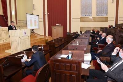 Депутаты Марий Эл обсудили бюджет республики на 2021 год