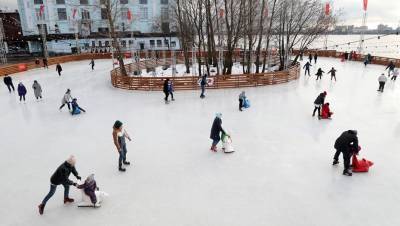 Скользкая дистанция: как в Петербурге покататься на коньках в пандемию