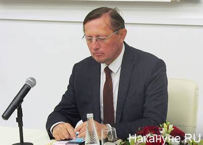 Павел Креков: Два медучреждения Свердловской области перейдут в режим плановой работы