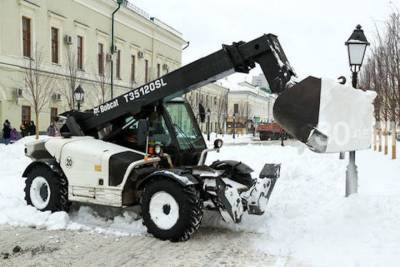 На плохую уборку снега жители Казани могут пожаловаться в горячую линию