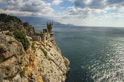 Крымский замок Ласточкино гнездо открыли после реставрации