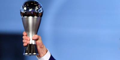 Месси, Роналду и Неймар — в списке. ФИФА объявила 11 номинантов на награду лучшему футболисту мира