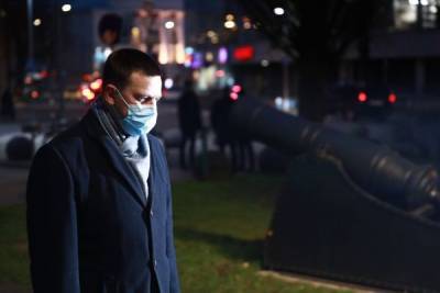 С барского плеча: Каждому жителю Эстонии раздадут по две маски