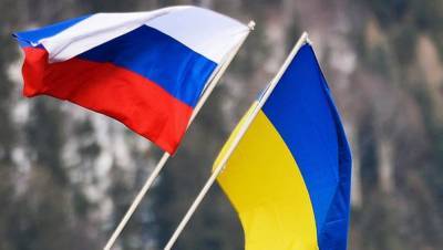Украина еще на год продлила санкции на товары из России