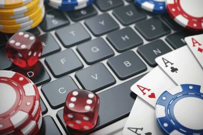 Почему онлайн-казино популярнее, чем офлайн: преимущества и недостатки