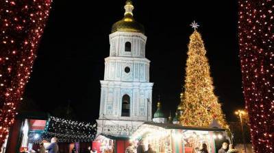 Кабмин допускает введение карантина в Украине на Новый год