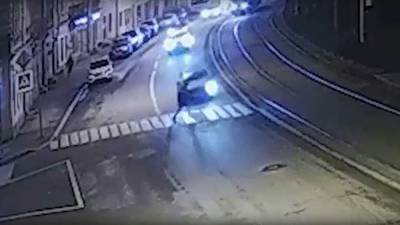 Автомобиль Генконсульства Литвы сбил пешехода в Питере /видео/