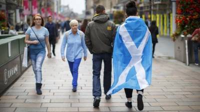 В Шотландии узаконили бесплатную раздачу женщинам средств личной гигиены