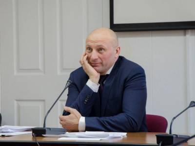 Мэр Черкасс проиграл суд по делу против Зеленского
