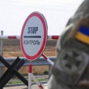 Подросткам от 14 до 16 лет с оккупированных территорий разрешили въезд в Украину