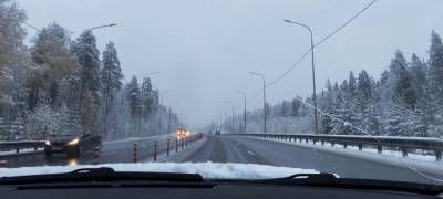 ГИБДД Петрозаводска предупреждает водителей, которые еще не "переобулись", о приближающейся непогоде