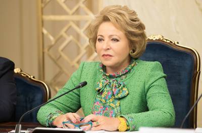 Матвиенко призвала укреплять сотрудничество России и Таджикистана в молодёжной политике