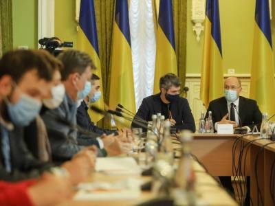 С 25 ноября правительство Украины обязано предупреждать о введении карантина минимум за неделю