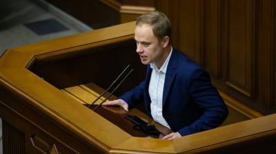 Депутаты просят открыть дело против Кузьмина за ложь о "госперевороте" на Майдане