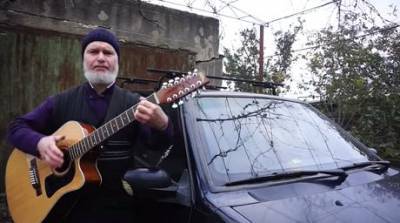 На Одесчине священник взорвал сеть песней о плохой дороге (ВИДЕО)