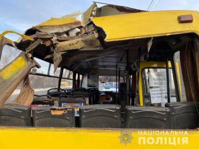 В Одессе автокран разбил головы двум пассажирам маршрутки: открыто уголовное производство
