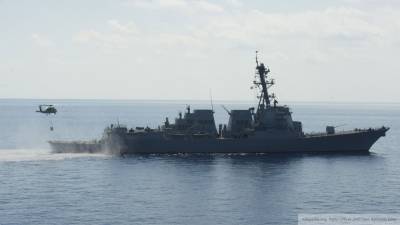 Журналисты негативно оценили провокацию ВМС США в Черном море