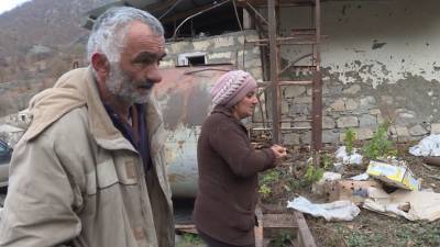 «Я спалю этот дом дотла»: как жители покидают Кельбаджарский район Карабаха