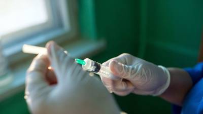 В Ижевске продлили работу мобильных пунктов вакцинации против гриппа