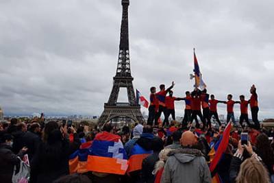 Геннадий Петров Тэги - Франция готова признать Нагорный Карабах раньше, чем Армения - ng.ru - Армения - Франция - Азербайджан - Нагорный Карабах