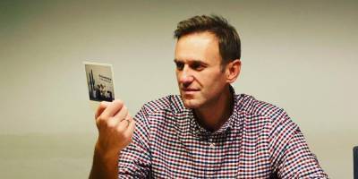 Отравление Навального: в правительстве Германии заявили, что следы Новичка нашли на нескольких предметах