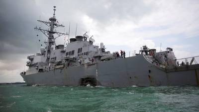 Немецкие читатели назвали «хамством» заход эсминца США в российские воды