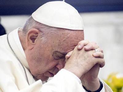 Папа римский Франциск помолился за Диего Марадону