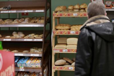 Из-за бедности россияне стали покупать больше хлеба. Продажи выросли впервые за 5 лет