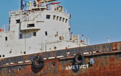 Возле Черноморска тонет судно спасателей, произошла утечка нефтепродуктов