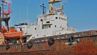 Под Черноморском произошла авария судна спасательной службы: говорят о разливе нефти